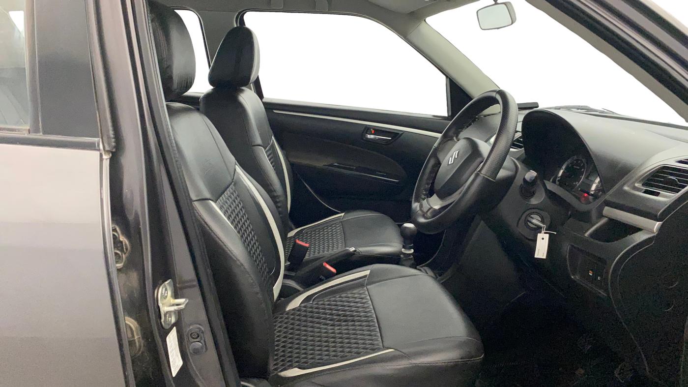 2016 Maruti Swift VXI, Petrol, Manual, 18,932 km, Right Side Front Door Cabin