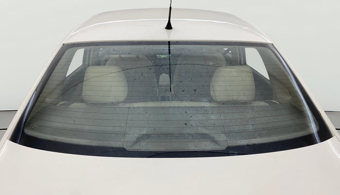 2012 Volkswagen Vento HIGHLINE PETROL AT, Petrol, Automatic, 1,12,420 km, Rear Windshield