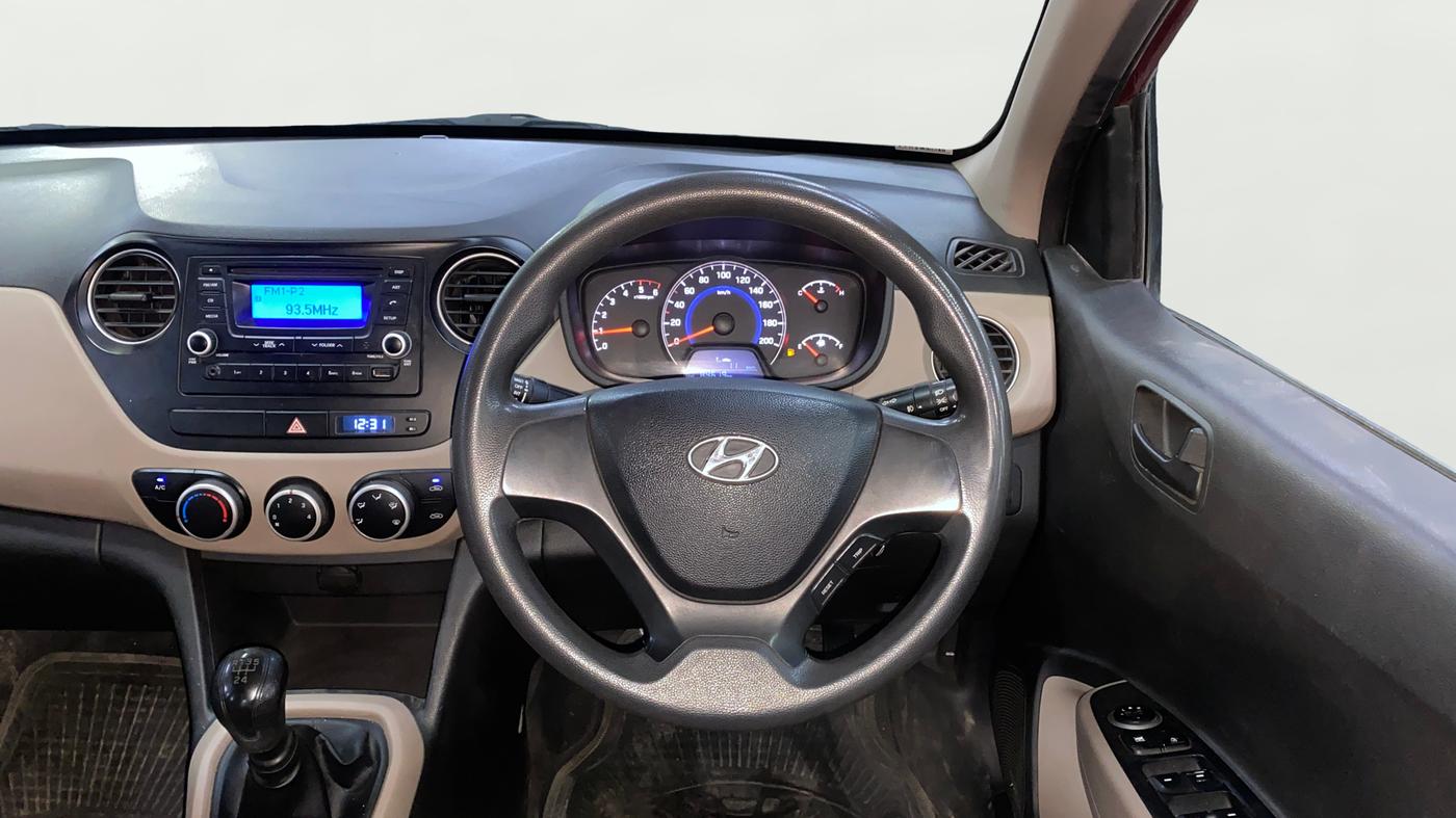 2015 Hyundai Grand i10 MAGNA 1.1 CRDI, Diesel, Manual, 84,587 km, Steering Wheel Close Up