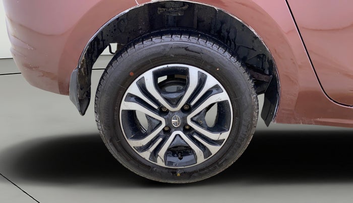 2022 Tata TIGOR XZ PLUS CNG, CNG, Manual, 1,00,060 km, Right Rear Wheel