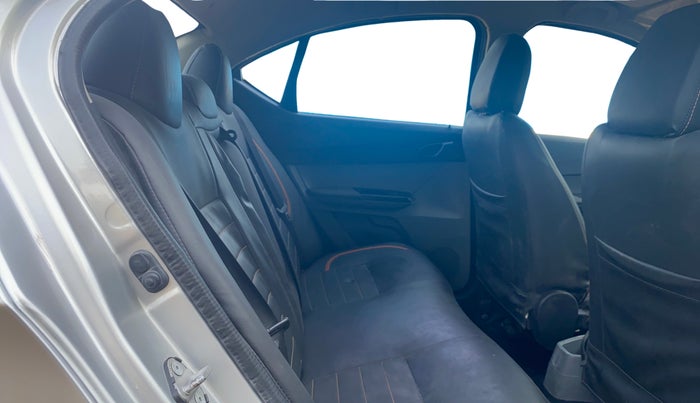 2017 Tata TIGOR XT PETROL, CNG, Manual, 37,080 km, Right Side Rear Door Cabin