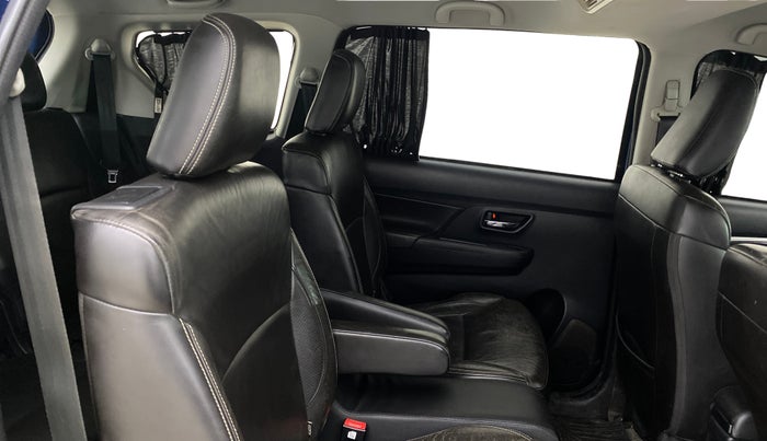 2019 Maruti XL6 ALPHA AT, Petrol, Automatic, 94,065 km, Right Side Rear Door Cabin