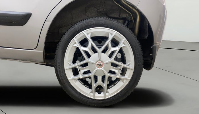 2017 Maruti Wagon R 1.0 VXI AMT, Petrol, Automatic, 78,443 km, Left Rear Wheel