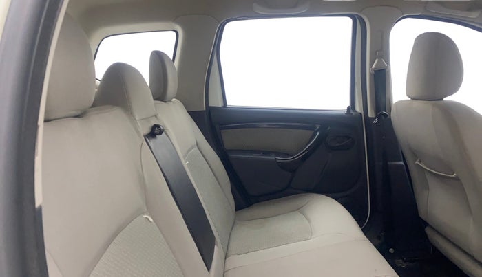 2015 Renault Duster 85 PS RXL DIESEL, Diesel, Manual, 74,695 km, Right Side Rear Door Cabin