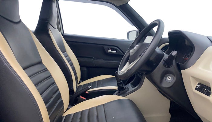 2023 Maruti New Wagon-R VXI CNG 1.0, CNG, Manual, 34,360 km, Right Side Front Door Cabin