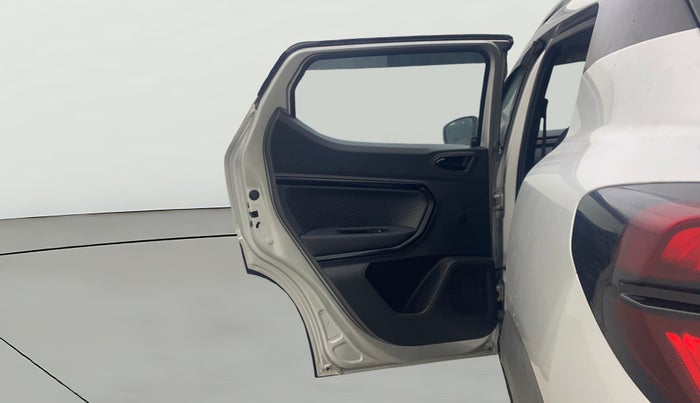 2023 Renault Kiger RXZ AMT, Petrol, Automatic, 3,815 km, LHS Rear Door