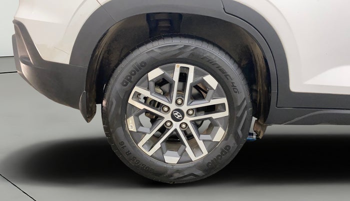 2024 Hyundai Creta E 1.5 PETROL, Petrol, Manual, 20,038 km, Right Rear Wheel