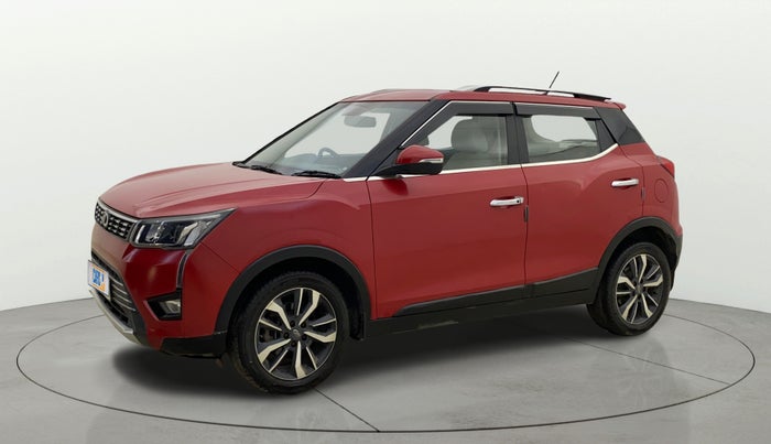 2019 Mahindra XUV300 W8 (O) 1.2 PETROL, Petrol, Manual, 47,794 km, Left Front Diagonal