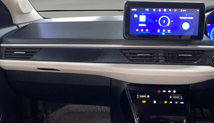 2024 Tata NEXON CREATIVE+ DCA 1.2 PETROL, Petrol, Automatic, 12,160 km, Air Conditioner