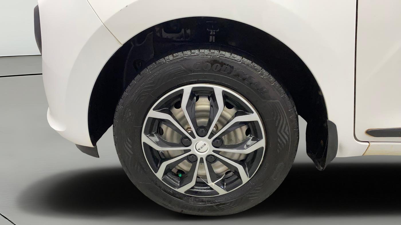 2019 Hyundai NEW SANTRO ERA, Petrol, Manual, 1,42,056 km, Left Front Wheel