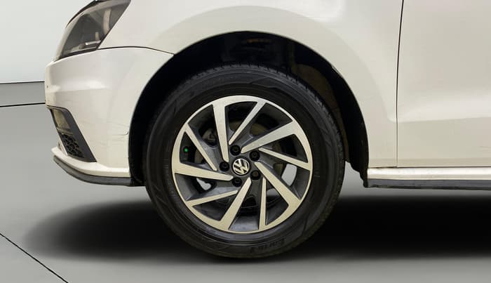 2021 Volkswagen Polo COMFORTLINE 1.0L TSI, Petrol, Manual, 86,181 km, Left Front Wheel