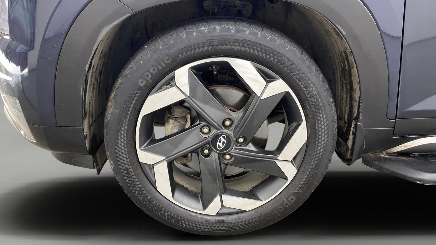 2022 Hyundai ALCAZAR 2.0 SIGNATURE MT 6STR, Petrol, Manual, 38,289 km, Left Front Wheel