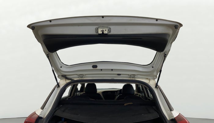 2018 Hyundai Elite i20 MAGNA EXECUTIVE 1.2, CNG, Manual, 73,543 km, Boot Door Open