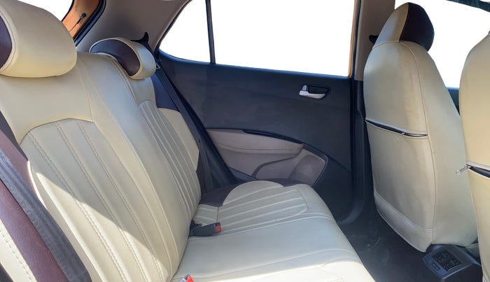 2015 Hyundai Grand i10 ASTA AT 1.2 KAPPA VTVT, Petrol, Automatic, 56,860 km, Right Side Rear Door Cabin