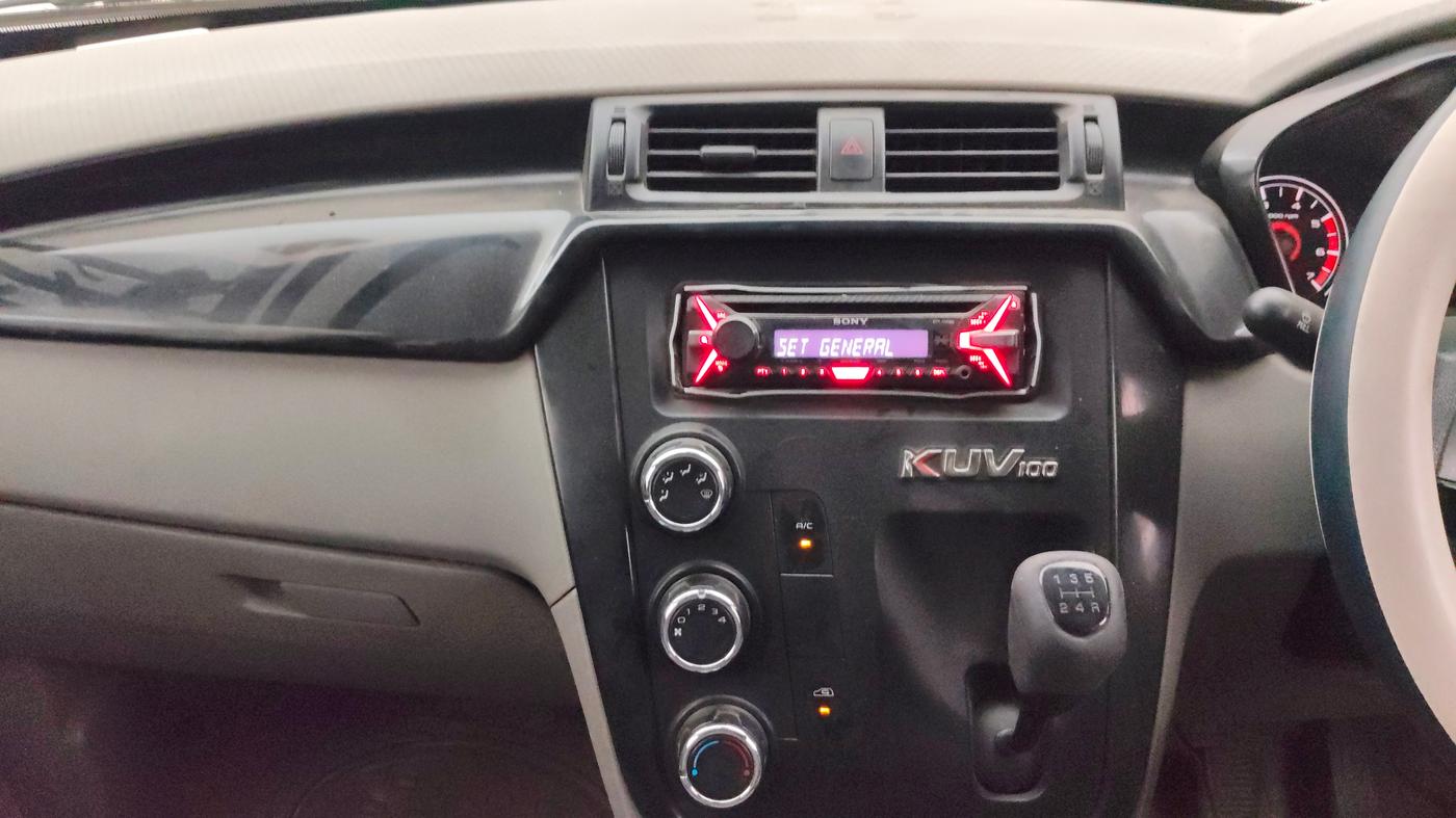 2016 Mahindra Kuv100 K4 D 6 STR, Diesel, Manual, 1,38,810 km, Air Conditioner