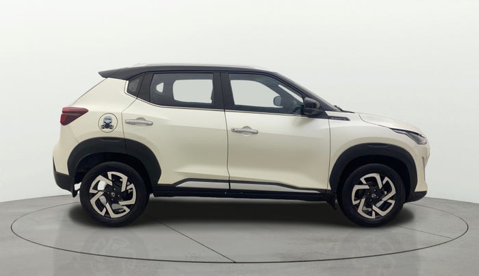 2022 Nissan MAGNITE XV PREMIUM DUAL TONE, Petrol, Manual, 75,684 km, Right Side View
