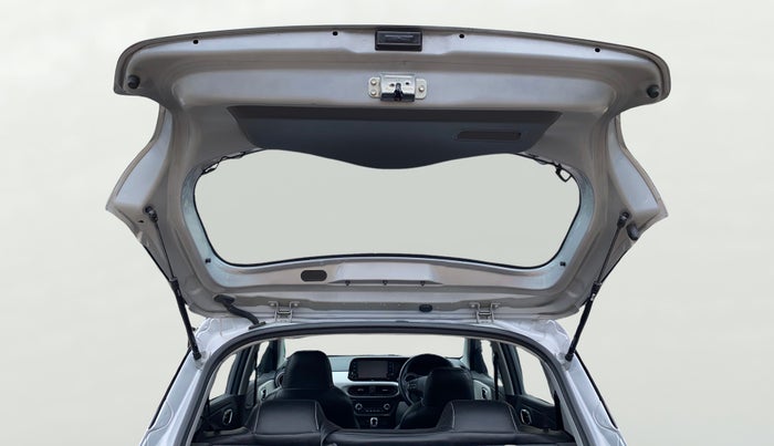 2021 Hyundai GRAND I10 NIOS SPORTZ AMT 1.2 KAPPA VTVT, Petrol, Automatic, 17,782 km, Boot Door Open