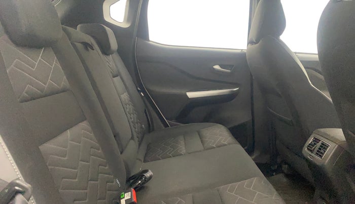 2020 Nissan MAGNITE XV PREMIUM TURBO (O), Petrol, Manual, 60,657 km, Right Side Rear Door Cabin