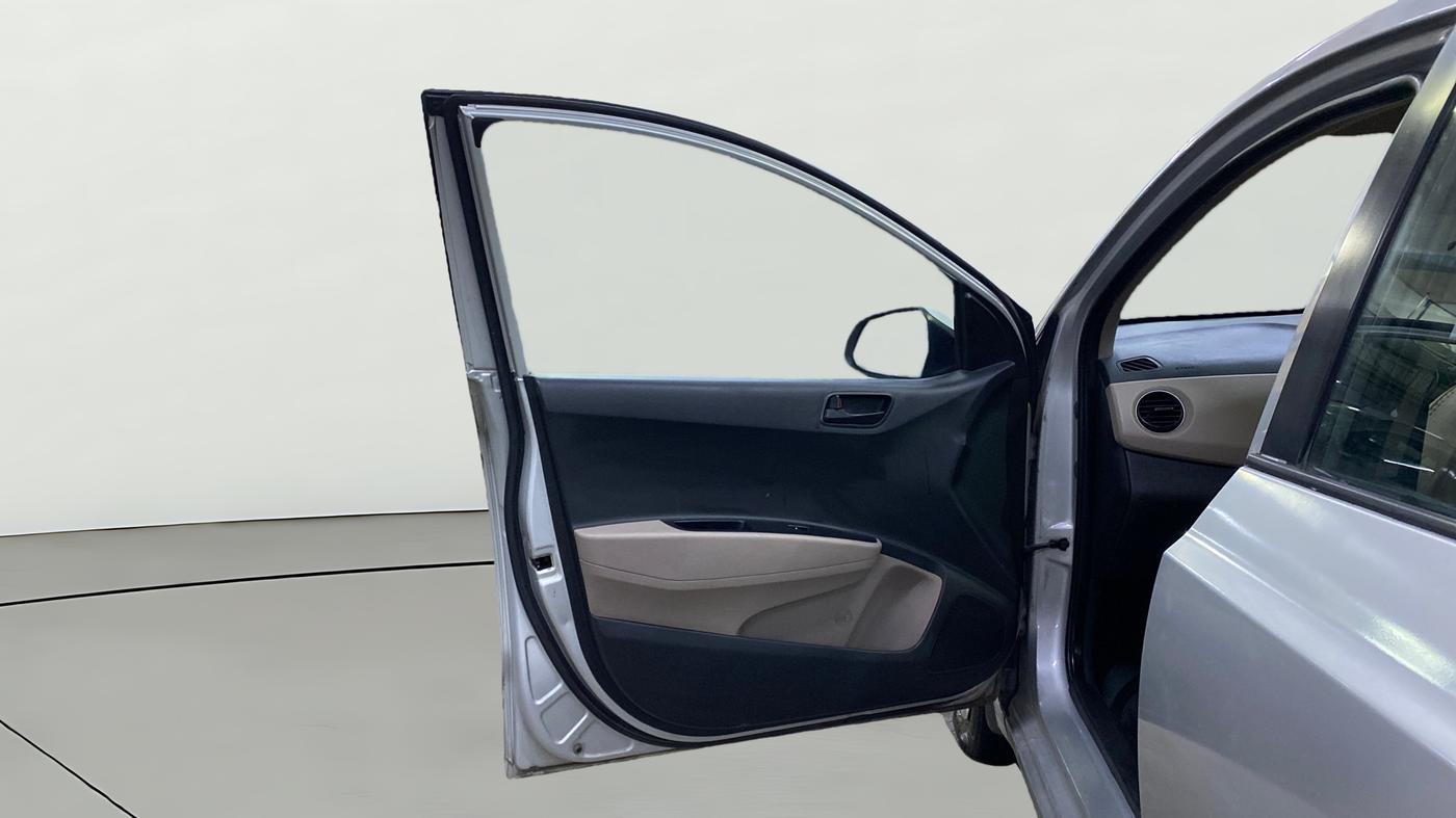 2019 Hyundai Xcent S 1.2, Petrol, Manual, 98,203 km, LHS Front Door