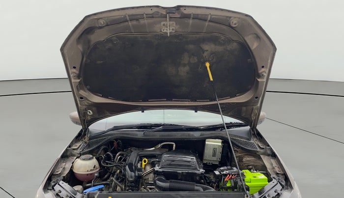 2021 Volkswagen Polo HIGHLINE PLUS 1.0, Petrol, Manual, 38,721 km, Open Bonet