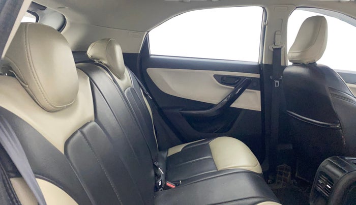 2024 Tata NEXON PURE 1.2 PETROL, Petrol, Manual, 39,150 km, Right Side Rear Door Cabin