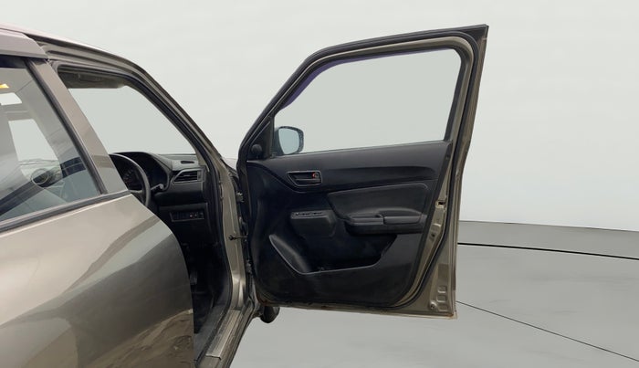 2019 Maruti Swift LXI, Petrol, Manual, 57,741 km, RHS Front Door