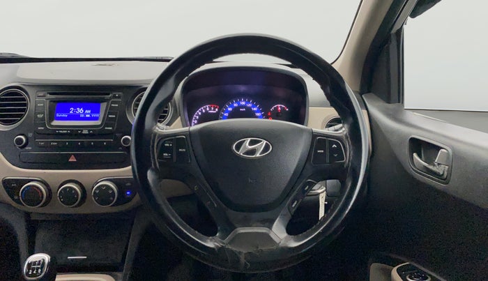 2014 Hyundai Xcent S (O) 1.2, Petrol, Manual, 1,18,579 km, Steering Wheel Close Up