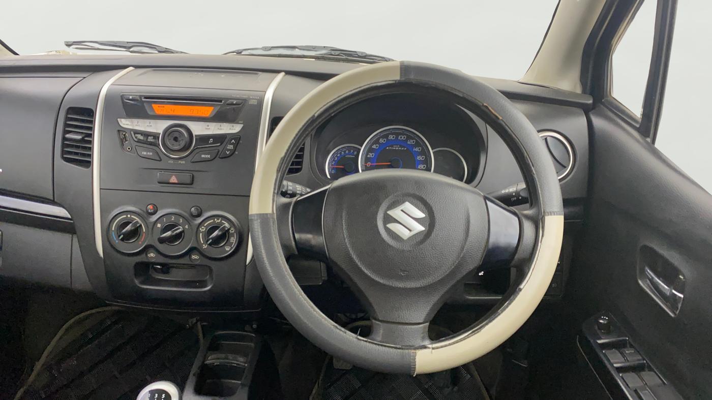2014 Maruti Wagon R Stingray VXI, Petrol, Manual, 31,697 km, Steering Wheel Close Up