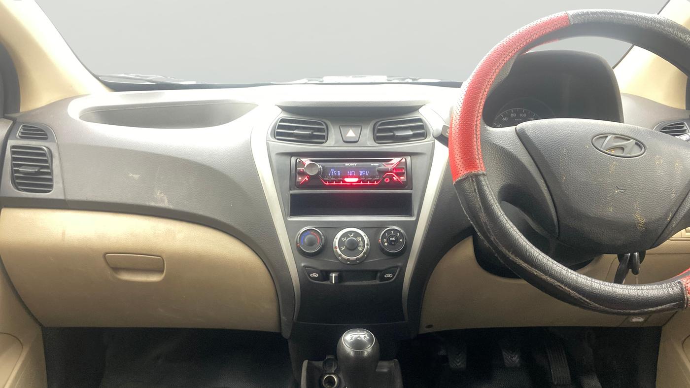 2017 Hyundai Eon ERA +, Petrol, Manual, 82,101 km, Air Conditioner