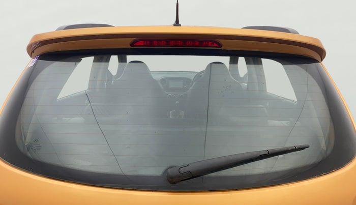 2016 Hyundai Grand i10 ASTA (O) AT 1.2 KAPPA VTVT, Petrol, Automatic, 64,215 km, Rear Windshield