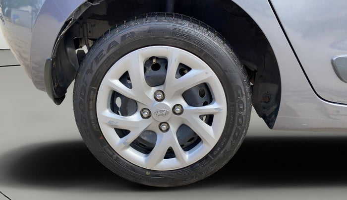 2017 Hyundai Grand i10 SPORTZ (O) 1.2 KAPPA VTVT, Petrol, Manual, 72,997 km, Right Rear Wheel