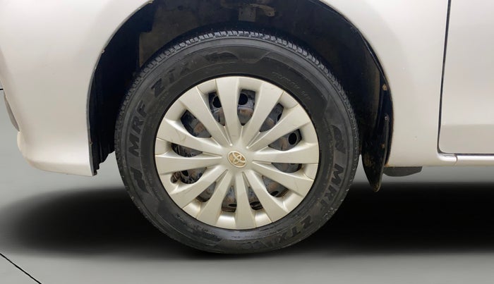 2016 Toyota Etios G, Petrol, Manual, 1,45,498 km, Left Front Wheel