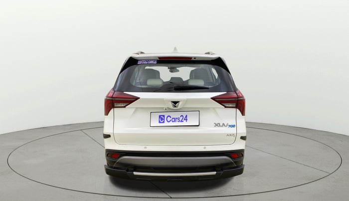 2024 Mahindra XUV700 AX 7 LUXURY P AT 7 STR, Petrol, Automatic, 24,946 km, Back/Rear