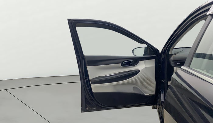 2024 Hyundai NEW I20 ASTA (O) 1.2 MT, Petrol, Manual, 42,640 km, LHS Front Door