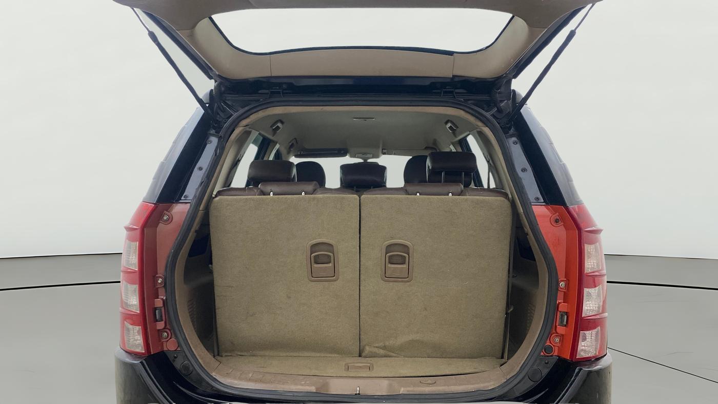 2014 Mahindra XUV500 W4, Diesel, Manual, 97,259 km, Boot Open Zoomed View