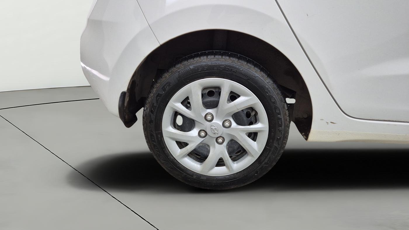 2018 Hyundai Grand i10 MAGNA 1.2 KAPPA VTVT, Petrol, Manual, 61,612 km, Right Rear Wheel