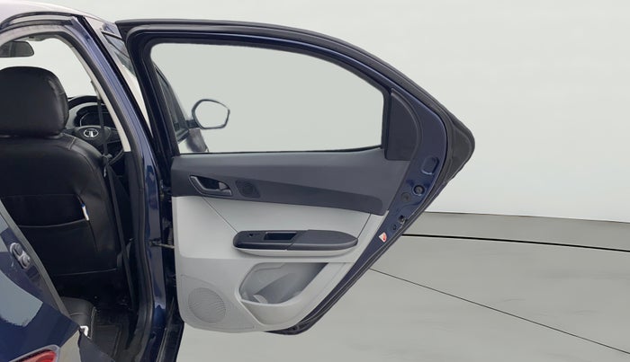 2022 Tata Tiago XT PETROL, Petrol, Manual, 30,077 km, RHS Rear Door