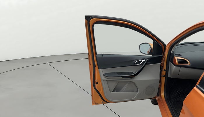 2017 Tata Tiago XZ PETROL, Petrol, Manual, 48,692 km, LHS Front Door