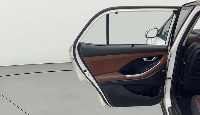 2021 Hyundai ALCAZAR PLATINUM 2.0 MT 7STR, Petrol, Manual, 88,356 km, LHS Rear Door