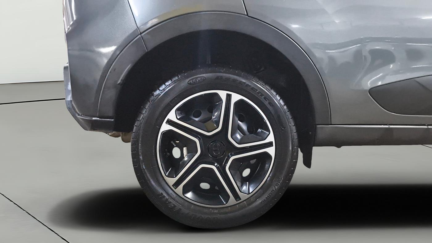 2023 Tata NEXON XM SUNROOF PETROL, Petrol, Manual, 21,988 km, Right Rear Wheel