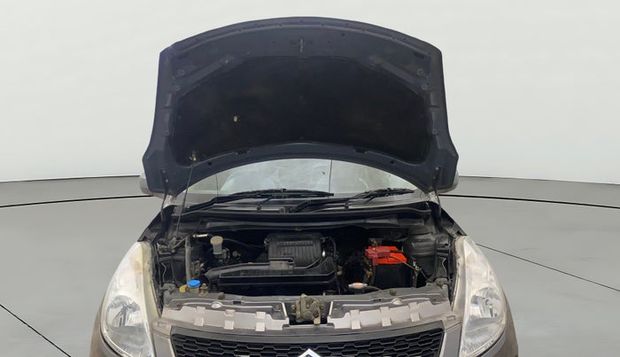 2016 Maruti Swift LXI (O), Petrol, Manual, 72,650 km, Open Bonet