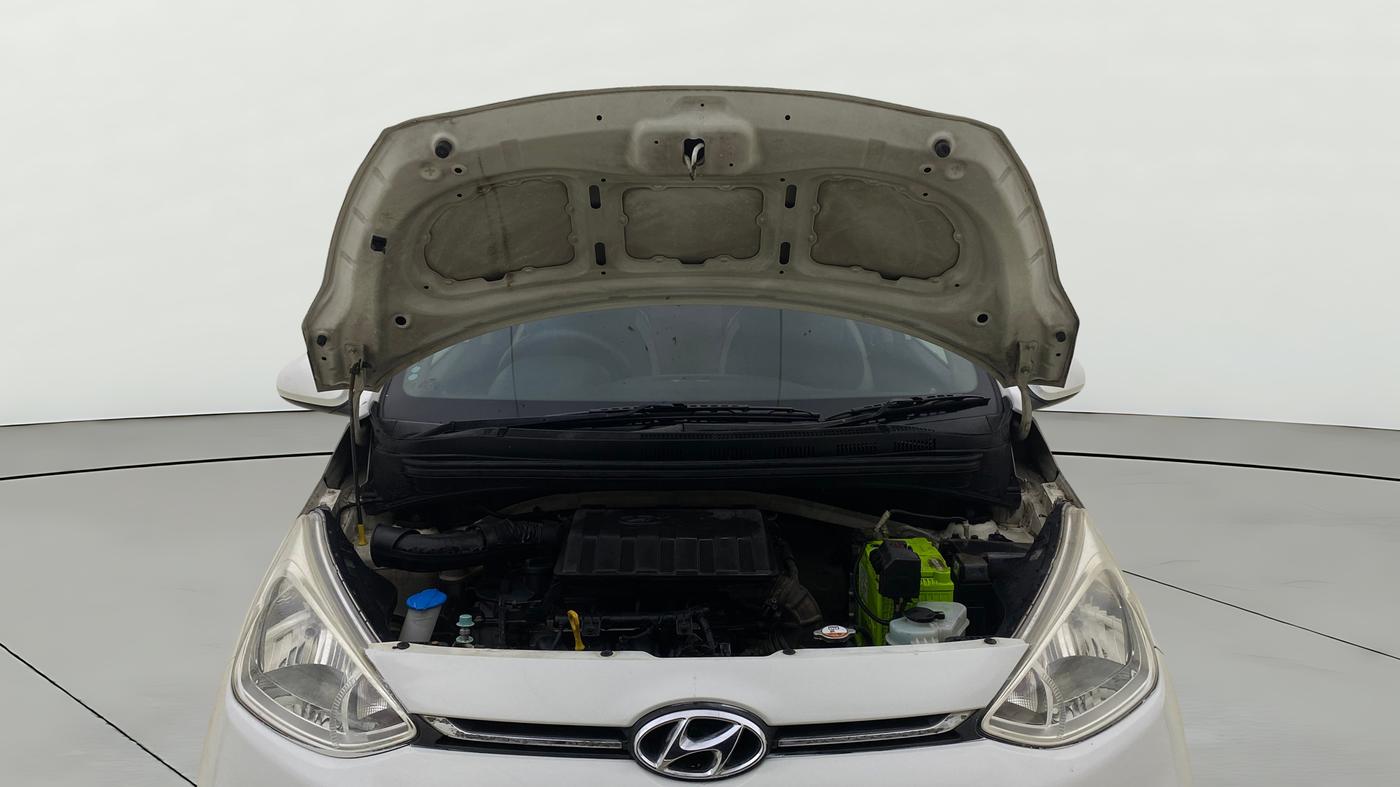 2017 Hyundai Grand i10 SPORTZ 1.2 KAPPA VTVT, Petrol, Manual, 40,212 km, Open Bonet