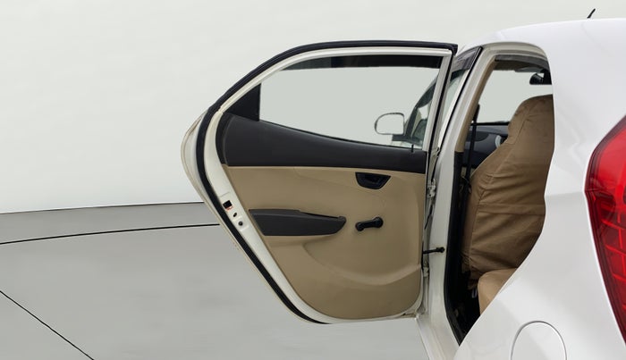 2016 Hyundai Eon ERA +, Petrol, Manual, 1,10,957 km, LHS Rear Door