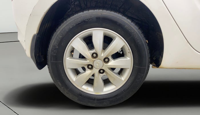 2013 Hyundai i20 SPORTZ 1.2, Petrol, Manual, 85,571 km, Right Rear Wheel