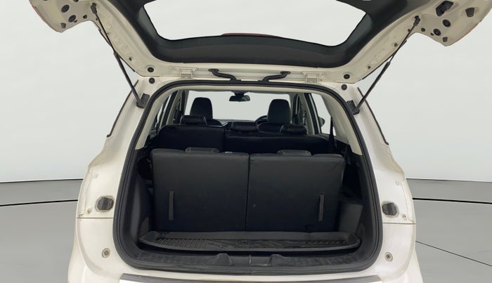 2021 MG HECTOR PLUS SUPER 1.5 PETROL TURBO HYBRID MT 7-STR, Petrol, Manual, 33,722 km, Boot Open Zoomed View