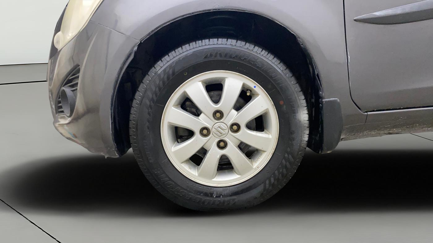 2015 Maruti Ritz ZXI, Petrol, Manual, 77,004 km, Left Front Wheel