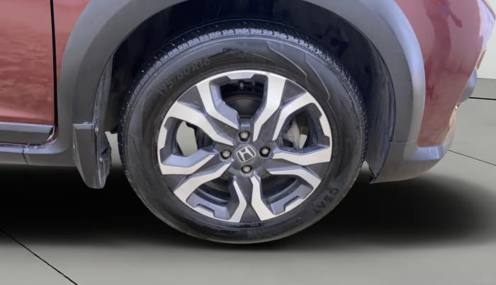 2017 Honda WR-V 1.2L I-VTEC VX MT, Petrol, Manual, 1,01,002 km, Right Front Wheel