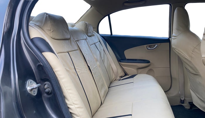 2014 Honda Amaze 1.2L I-VTEC VX, CNG, Manual, 1,21,720 km, Right Side Rear Door Cabin