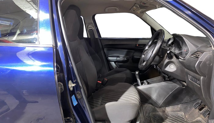2023 Maruti Swift LXI, Petrol, Manual, 24,785 km, Right Side Front Door Cabin