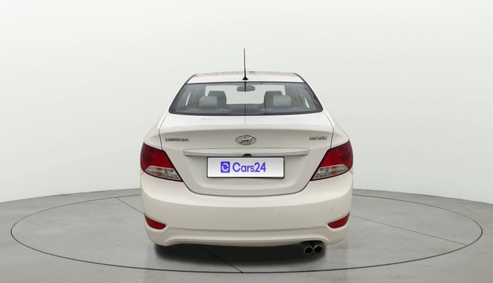 2014 Hyundai Verna FLUIDIC 1.6 CRDI SX, Diesel, Manual, 73,918 km, Back/Rear